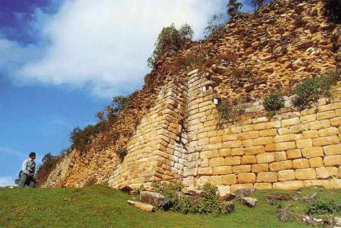 Tras las huellas de los Chachapoyas