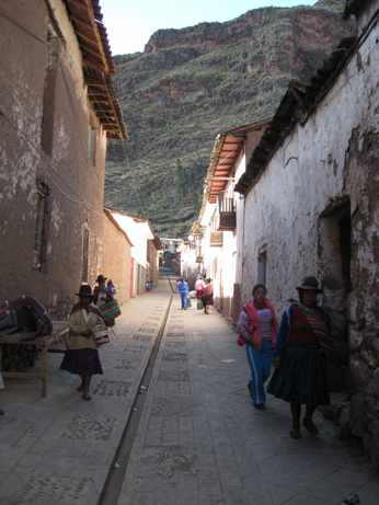 Vicolo coloniale di Cuzco In%20Pisac