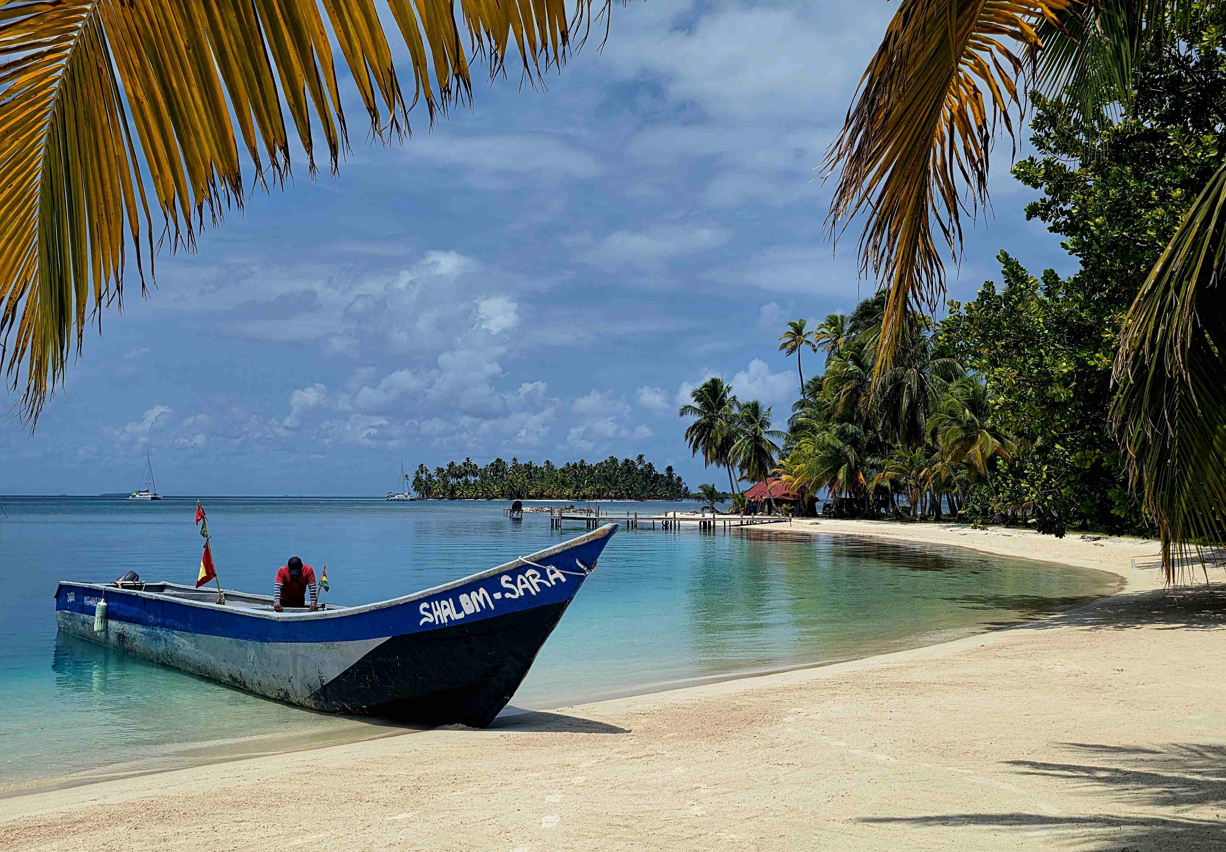 Boot am Traumstrand San Blas