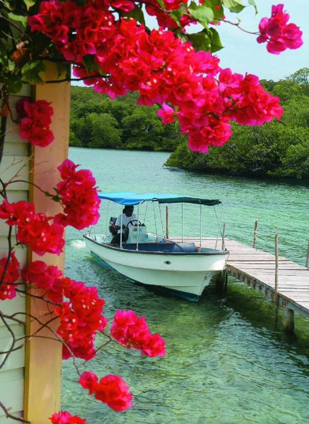 Punta Caracol Ankunft mit Boot