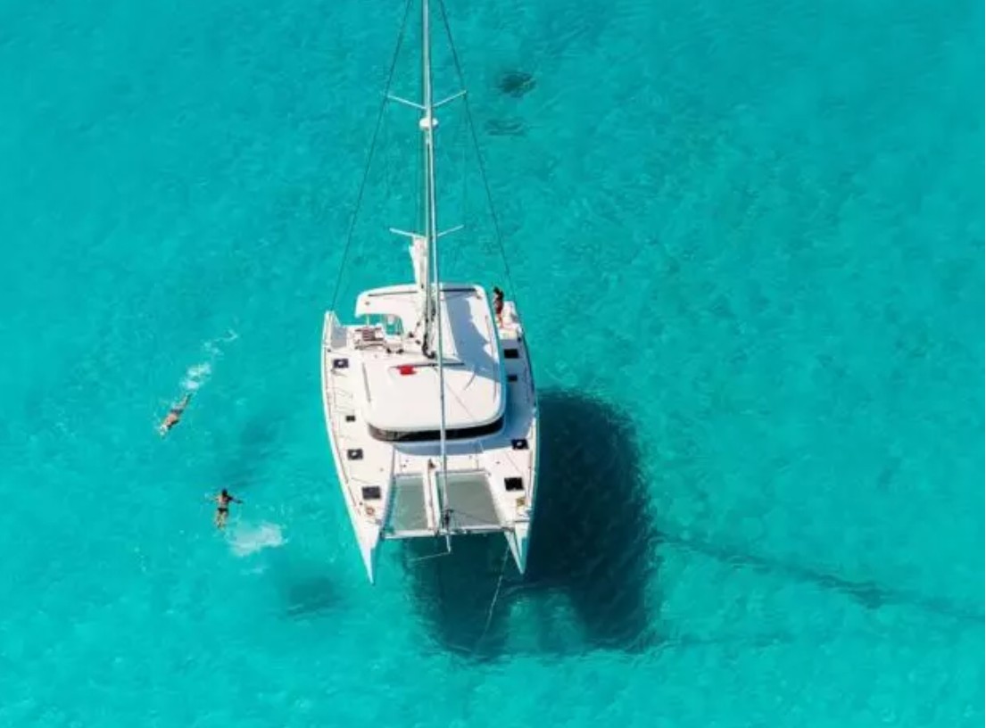 San Blas Katamaan tuerkisfarbenes Wasser