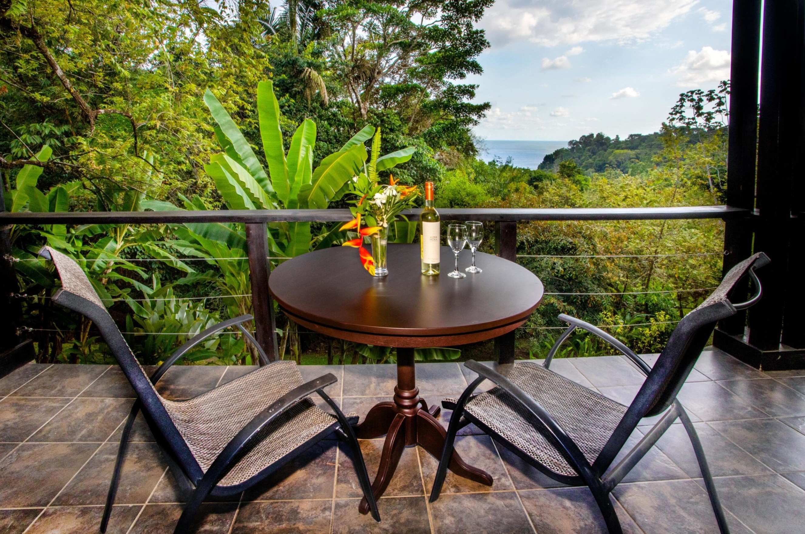 Tiki Villas Rainforest Lodge Balkon vom Zimmer