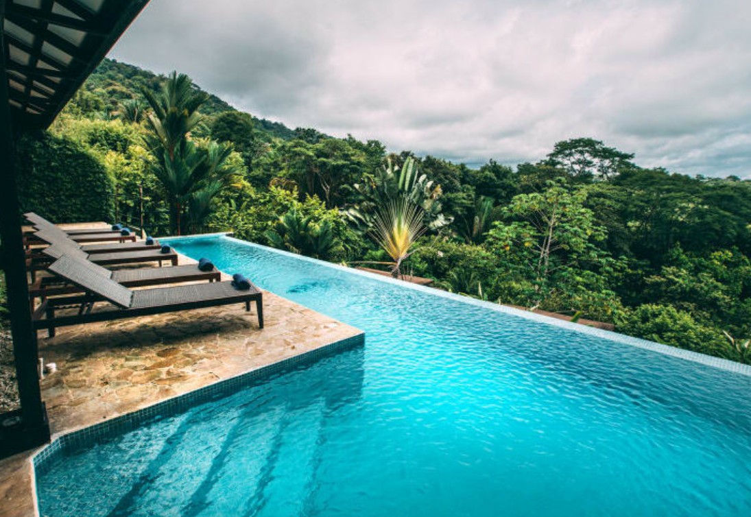 Tiki Villas Rainforest Lodge Pool