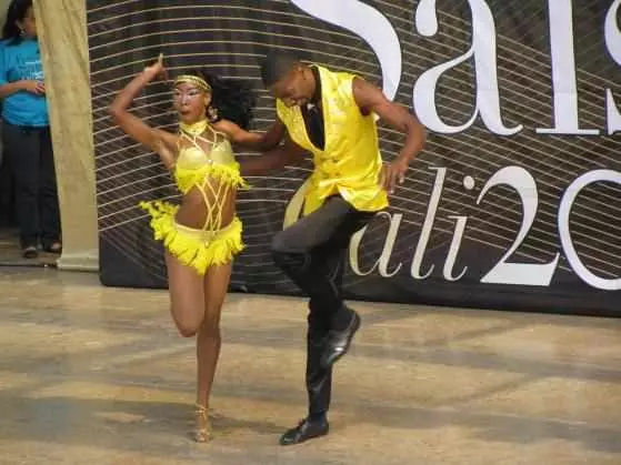 Día 5 Salsa en Cali 2. Imagen Colombia baja