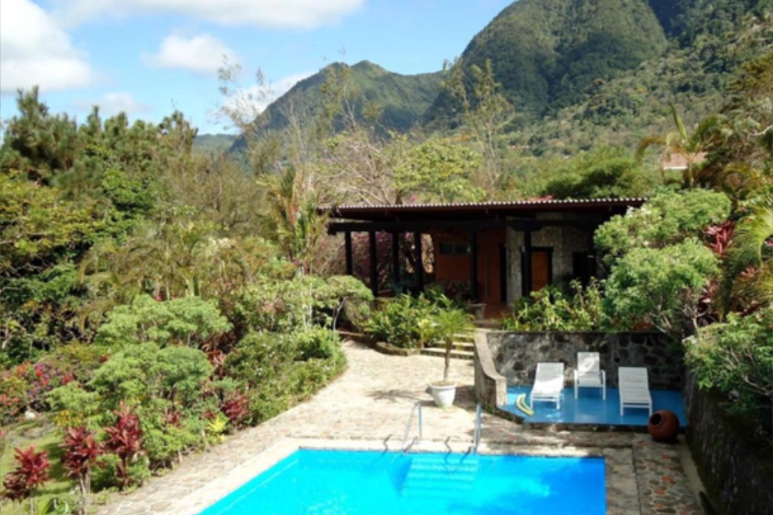 panama group tour hotel the golden frog valle de anton