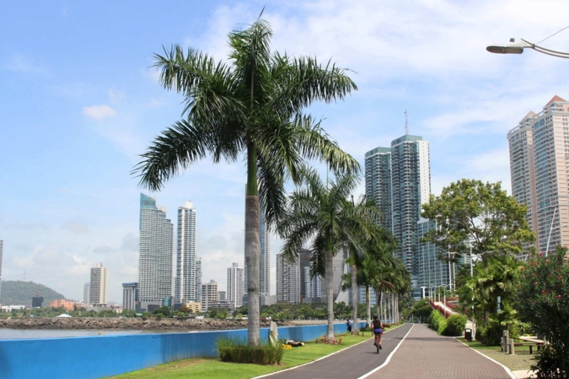 Panama : visite en groupe du front de mer de la ville de Panama